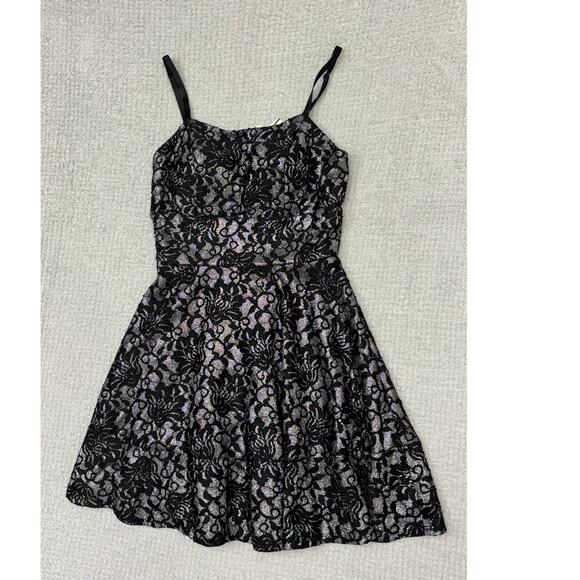 Speechless Black Silver Sleeveless Formal Dress Size 7 NWT #34330 - Picture 1 of 3